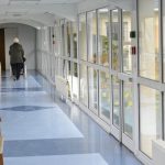 Disparu d’une maison de retraite, un centenaire est retrouvé dans le lit d’une voisine