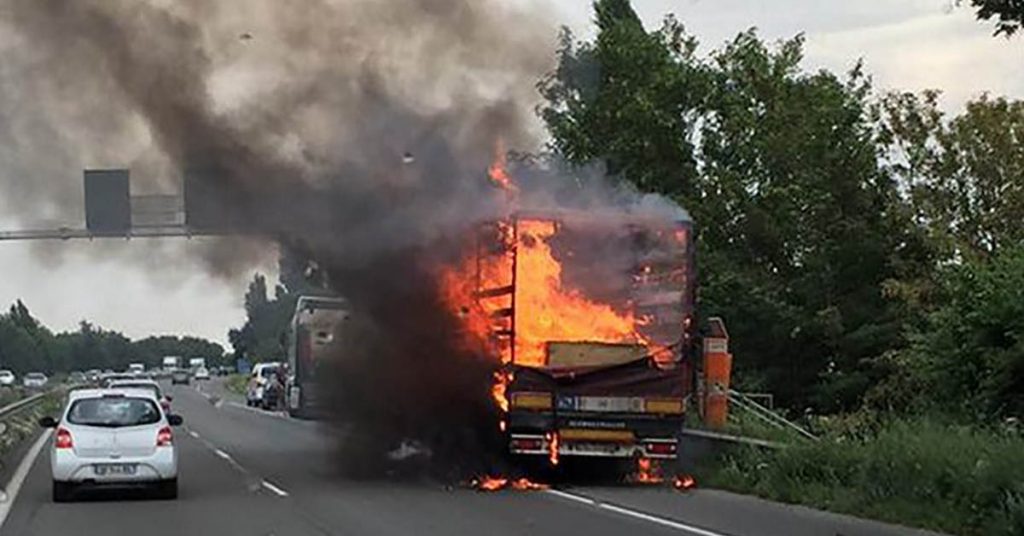 camion-papier-toilette-feu-A31
