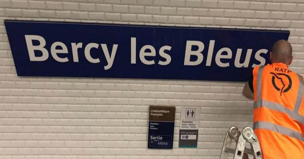 bercy-les-bleus-metro-paris-coupe-du-monde