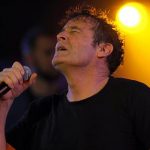 Johnny Clegg nous a quitté : cinq chansons incontournables du “Zoulou blanc”