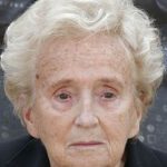 Très affaiblie, Bernadette Chirac a assisté à la cérémonie privée de son defunt mari