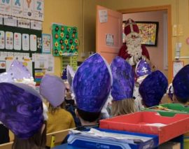 Saint-Nicolas s’adapte et fait sa tournée des écoles de Lorraine cette semaine